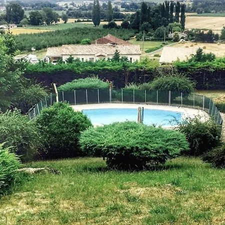Feriehus Bordeaux Countryside Mountain Pool *
